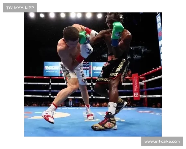 克劳福德逆袭击败阿瓦雷兹成功实现拳击三级别全统一壮举