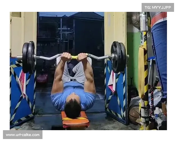 举重爱好者李薇：从空杆到40公斤，举重让我重新认识了自己