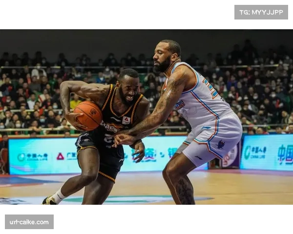 【2026年4月CBA联赛赛季攻防效率趋势·赛前·预测媒体圆桌：预测总决赛球队，并评估其常规赛与季后赛的效率值相关性